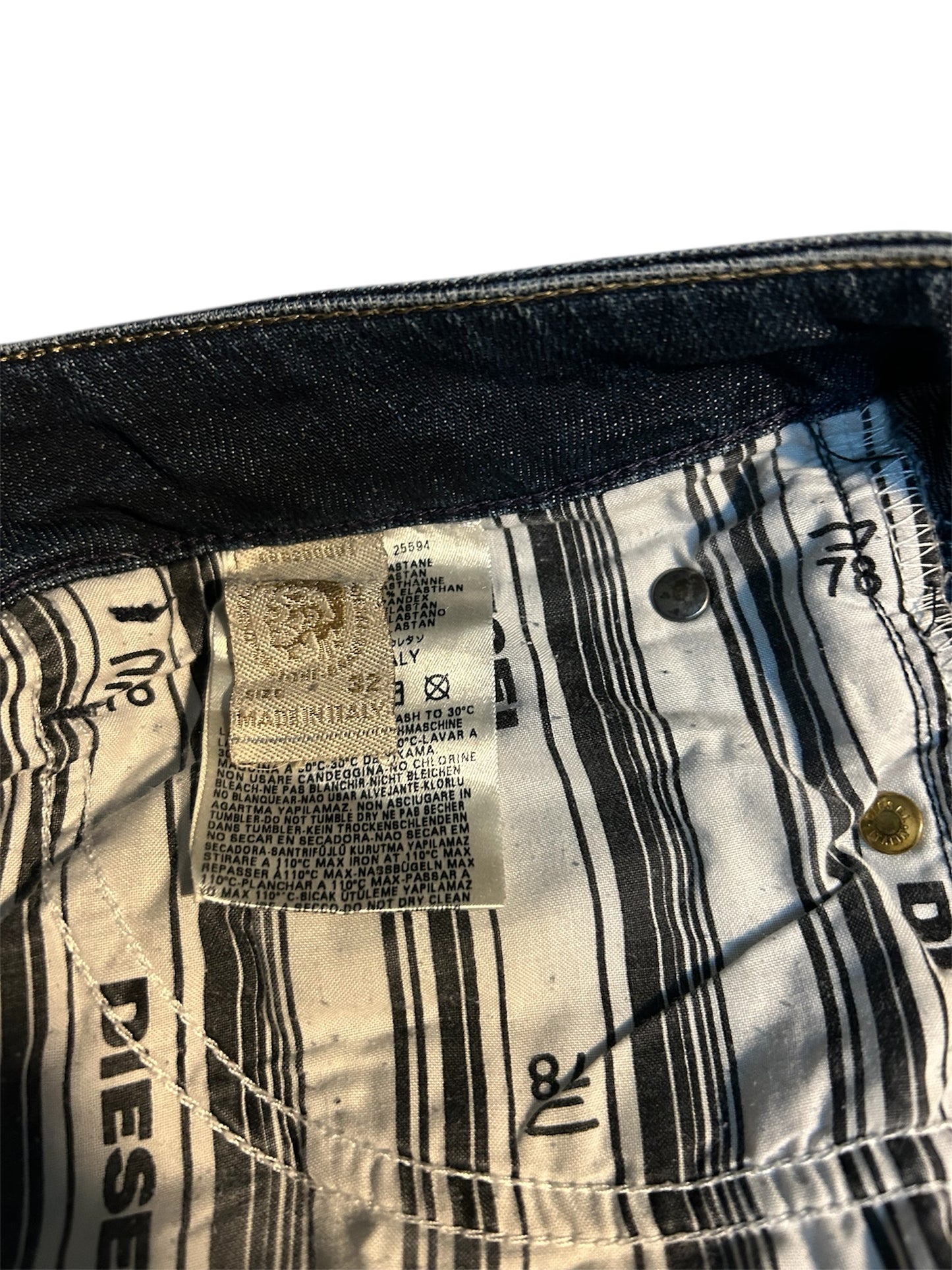 Diesel Jeans (32)