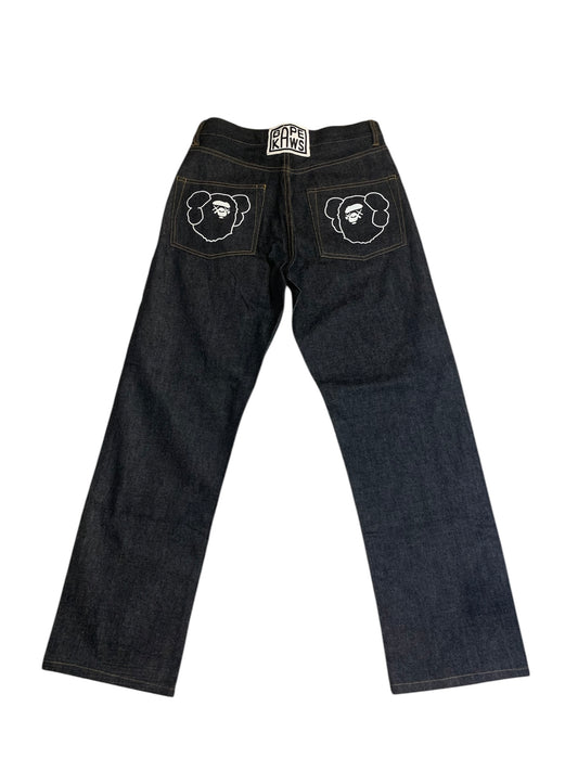 A BATHING APE x KAWS Jeans (29)