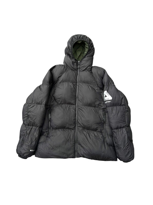 Palace Puffer Jacket (L)